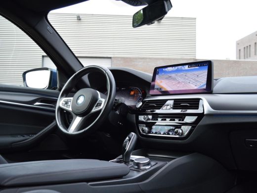 BMW 5 Serie Touring 530e M Sport | Laser | ACC | HUD | H&K ActivLease financial lease