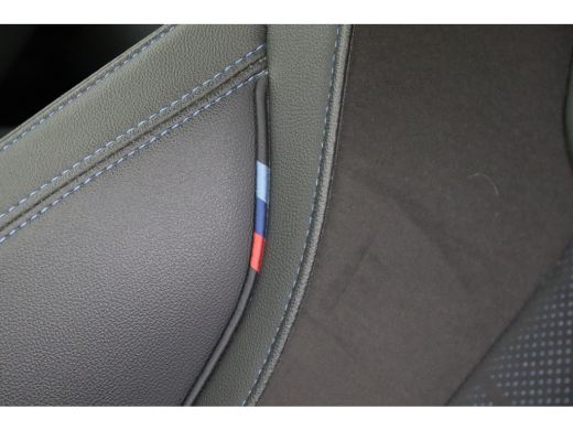 BMW i4 eDrive40 M Sport / Achteruitrijcamera / Widescreen Display / Airconditioning / Cruise Control ActivLease financial lease