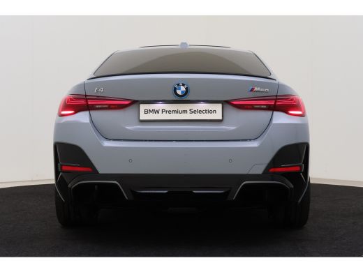 BMW i4 M50 / Schuif-kanteldak / Achteruitrijcamera / M Adaptief onderstel / Adaptieve LED / Stoelverwarm... ActivLease financial lease