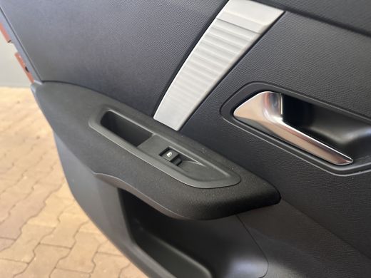 Citroën C4 1.2 Puretech Feel Camera | Carplay | Stoelverwarming | Parkeersensoren | Digitaal Dashboard | Cli... ActivLease financial lease