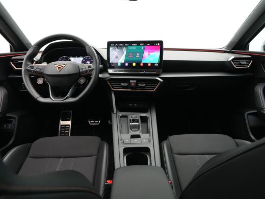 CUPRA Leon Sportstourer 1.4 e-Hybrid VZ Performance Limited Panorama Navigatie Stoel/Stuurverwarming Parkassist Carplay 213 ActivLease financial lease