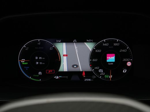 CUPRA Leon Sportstourer 1.4 e-Hybrid VZ Performance Limited Panorama Navigatie Stoel/Stuurverwarming Parkassist Carplay 213 ActivLease financial lease