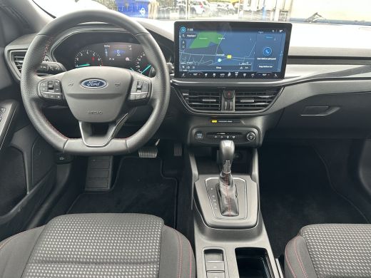 Ford Focus 1.0 155PK Hybrid ST Line AUTOMAAT | TREKHAAK AFNEEMBAAR| STOEL-, STUUR- EN VOORRUITVERWARMING| NA... ActivLease financial lease