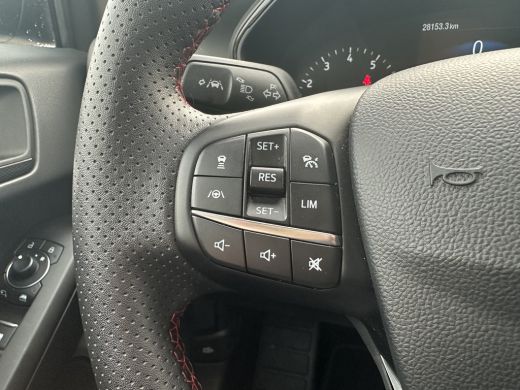 Ford Focus 1.0 155PK Hybrid ST Line AUTOMAAT | TREKHAAK AFNEEMBAAR| STOEL-, STUUR- EN VOORRUITVERWARMING| NA... ActivLease financial lease