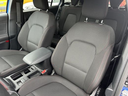 Ford Focus 1.0 155PK Hybrid ST Line AUTOMAAT | TREKHAAK AFNEEMBAAR| STOEL-, STUUR- EN VOORRUITVERWARMING| NA... ActivLease financial lease