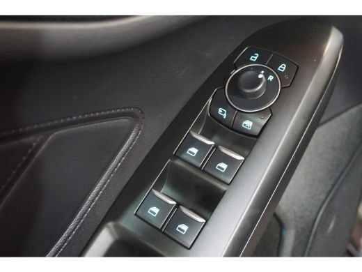 Ford Focus 1.0 EcoBoost Hybrid ST Line X Automaat | Achteruitrijcamera | Cruise control adaptief met Stop&Go... ActivLease financial lease