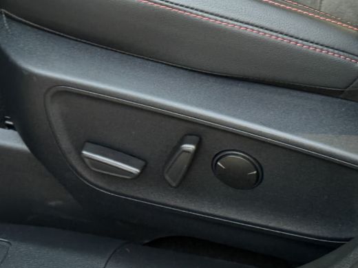 Ford Kuga 2.5 PHEV ST-Line X 225pk | Black Pack | Panoramadak | El. Trekhaak |  Adaptive Cruise | Adaptive ... ActivLease financial lease