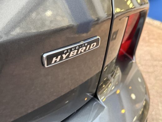 Ford Kuga 2.5 PHEV ST-Line X 225pk | Black Pack | Panoramadak | El. Trekhaak |  Adaptive Cruise | Adaptive ... ActivLease financial lease