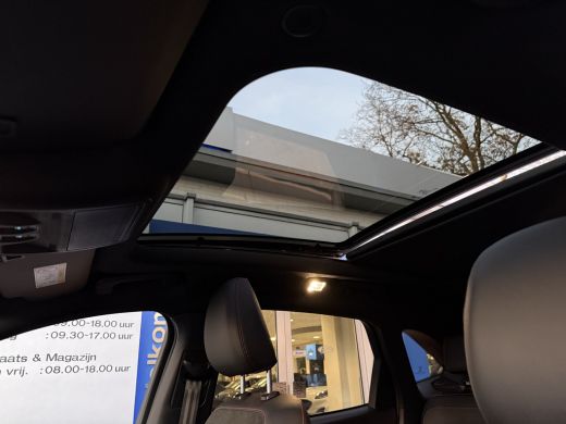 Ford Kuga 2.5 PHEV ST-Line X 225pk | Black Pack | Panoramadak | El. Trekhaak |  Adaptive Cruise | Adaptive ... ActivLease financial lease