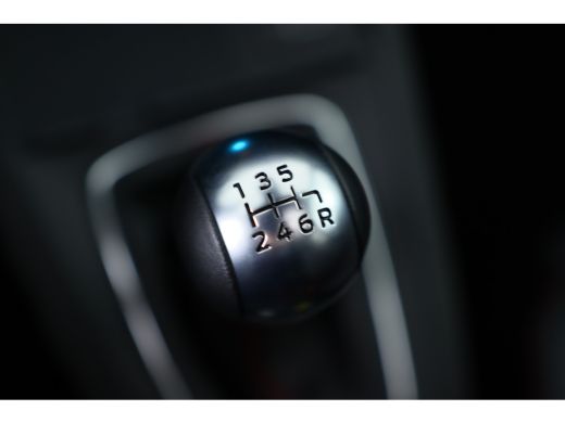 Ford Puma 1.0 EcoBoost Hybrid ST-Line X | Black Pack | Pano | Winterpack | Driver assistance pack | Matrix ... ActivLease financial lease