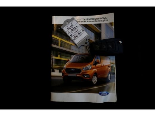 Ford Transit Custom 2.0 TDCI 130pk L2H1 Limited D.C. Airco/Navi/LED 09-2022 ActivLease financial lease