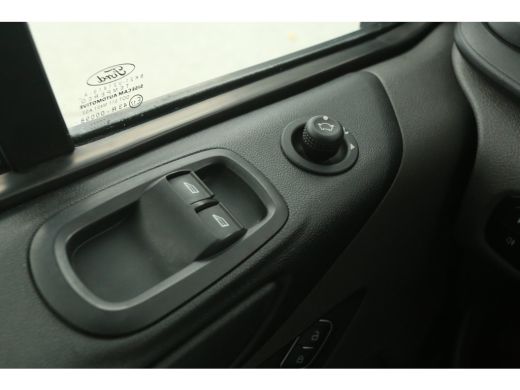 Ford Transit Custom 280 2.0 TDCI L1H1 | Airco | Cruise | 3-Zits | Camera | Trekh. | Carplay | Parkeersens. | Stoelverw. ActivLease financial lease