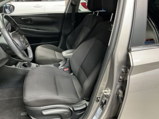 Hyundai i20 1.0 T-GDI Comfort Camera | Stoelverwarming | Stuurverwarming | Digitaal Dashboard | Airco | Achte... ActivLease financial lease