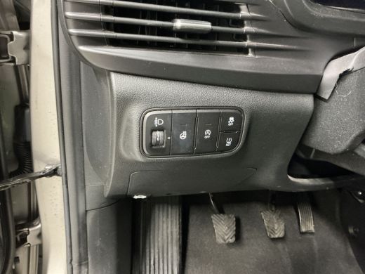 Hyundai i20 1.0 T-GDI Comfort Camera | Stoelverwarming | Stuurverwarming | Digitaal Dashboard | Airco | Achte... ActivLease financial lease