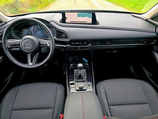 Mazda CX-30 2.5 e-SkyActiv-G M Hybrid Centre-line - 140 Pk - ParkeerCamera - Stoelverwarming - Navi ActivLease financial lease