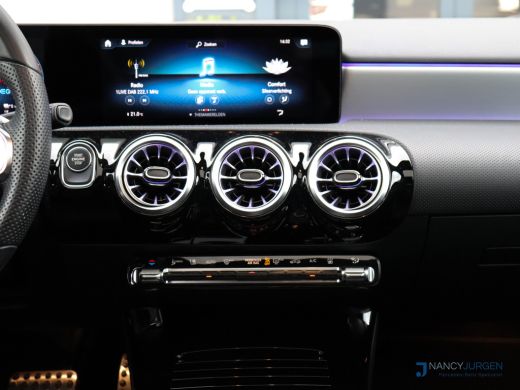 Mercedes-Benz A-Klasse 250 e AMG| 8G Aut | MBUX High End | Night Pakket | Panoramadak | Apple Car Play/Android Auto | Am... ActivLease financial lease