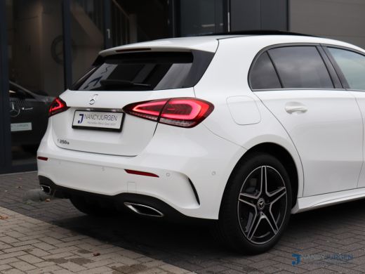Mercedes-Benz A-Klasse 250 e AMG| 8G Aut | MBUX High End | Night Pakket | Panoramadak | Apple Car Play/Android Auto | Am... ActivLease financial lease