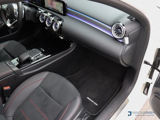 Mercedes-Benz A-Klasse 250 e AMG| 8G Aut | MBUX High End | Night Pakket | Panoramadak | Apple Car Play/Android Auto | Am... ActivLease financial lease
