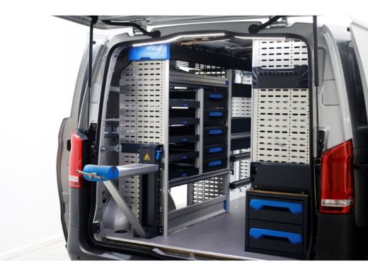 Mercedes-Benz Vito 114 CDI 136pk Compact 9G Automaat 2x Schuifdeur/LED/Camera/Inrichting 05-2022 ActivLease financial lease