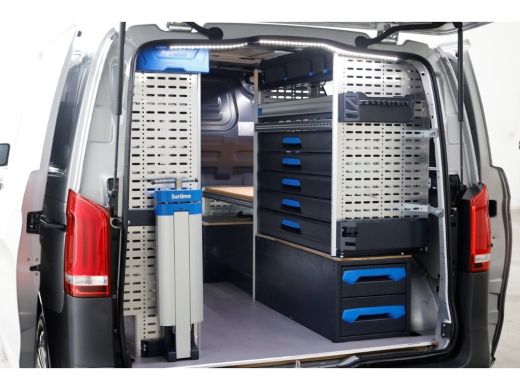 Mercedes-Benz Vito 114 CDI 136pk Compact 9G Automaat 2x Schuifdeur/LED/Camera/Inrichting 05-2022 ActivLease financial lease