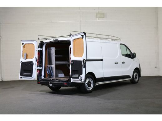 Opel Vivaro 1.6 CDTI 125pk L2 H1 Airco Navigatie Imperiaal Trekhaak Inrichting ActivLease financial lease