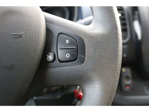 Opel Vivaro 1.6 CDTI 125pk L2 H1 Airco Navigatie Imperiaal Trekhaak Inrichting ActivLease financial lease