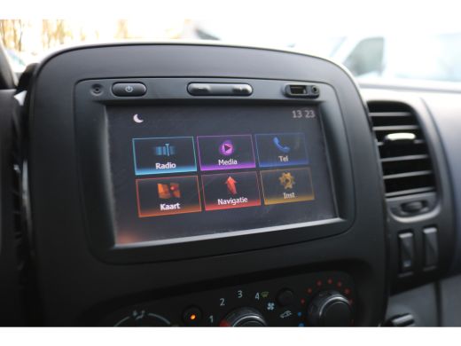 Opel Vivaro 1.6 CDTI 125pk L2 H1 Airco Navigatie Imperiaal Trekhaak Inrichting ActivLease financial lease