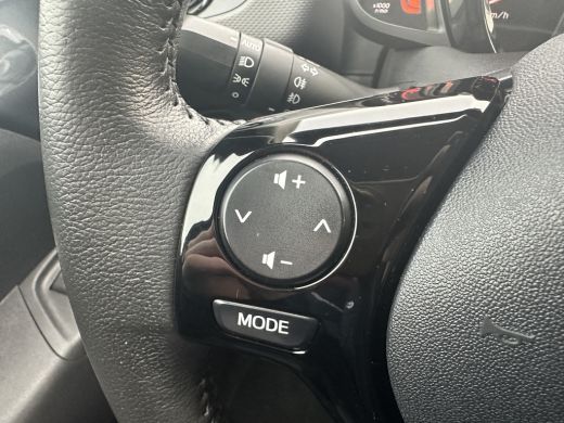 Peugeot 108 1.0 e-VTi Allure | CAMERA| CLIMATE CONTROL| DAB| MISTLAMP VOOR| ActivLease financial lease