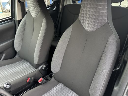 Peugeot 108 1.0 e-VTi Allure | CAMERA| CLIMATE CONTROL| DAB| MISTLAMP VOOR| ActivLease financial lease