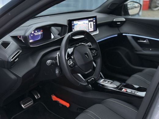 Peugeot 2008 1.2 Hybrid 136 GT achteruirij camera | adeptieve cruise control | keyless start | airco | navigat... ActivLease financial lease