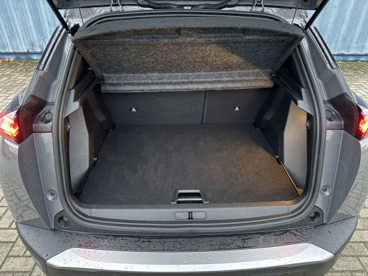 Peugeot 2008 1.2 Hybrid 136 GT achteruirij camera | adeptieve cruise control | keyless start | airco | navigat... ActivLease financial lease