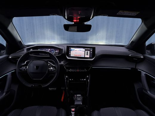 Peugeot 2008 1.2 Hybrid 136 GT achteruirij camera | adeptieve cruise control | keyless start | airco | navigat... ActivLease financial lease