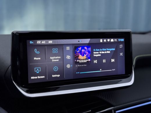 Peugeot 2008 1.2 Hybrid 136 GT achteruirij camera | adeptieve cruise control | keyless start | airco | navigat... ActivLease financial lease