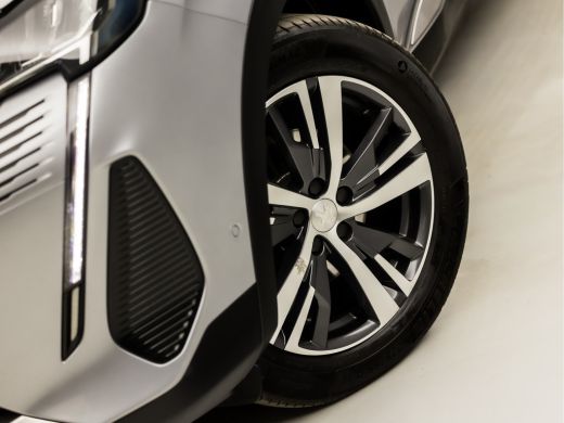 Peugeot 3008 1.2 PureTech Allure Sport (APPLE CARPLAY, GROOT NAVI, 360 CAMERA, STOELVERWARMING, LEDER, SPORTST... ActivLease financial lease