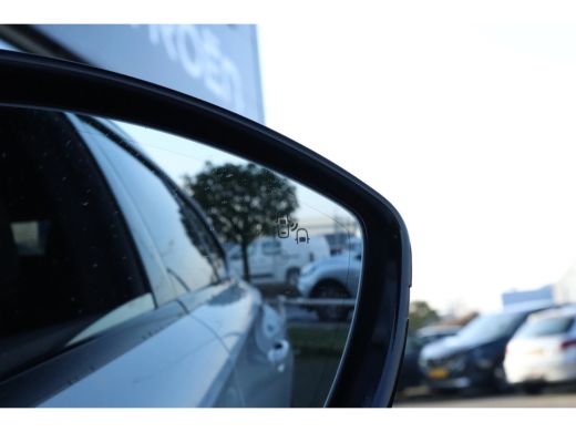 Peugeot 508 SW 1.6 HYbrid4 PSE 360 | BTW Auto | Night Vision | Pano | ACC | Massage | Matrix LED | 360' Camer... ActivLease financial lease