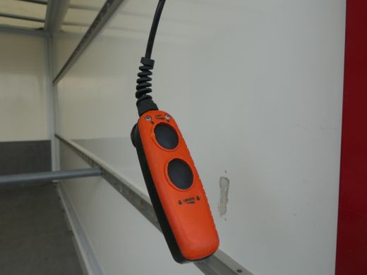 Peugeot Boxer 2.2 BlueHDi 140 L3 3.5t | Laadklep | Netjes! | Camera | Spanstangen | Meubelbak | 140pk! | Cruise... ActivLease financial lease