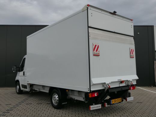 Peugeot Boxer 2.2 BlueHDi 140 L3 3.5t | Laadklep | Netjes! | Camera | Spanstangen | Meubelbak | 140pk! | Cruise... ActivLease financial lease