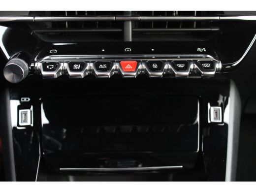 Peugeot e-2008 EV Allure 54 kWh | Automaat | Navigatie | Camera | Fase 3 laden | Nieuw model | Apple carplay | ActivLease financial lease