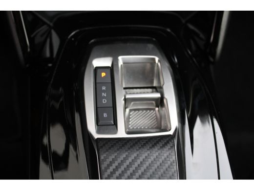 Peugeot e-2008 EV Allure 54 kWh | Automaat | Navigatie | Camera | Fase 3 laden | Nieuw model | Apple carplay | ActivLease financial lease