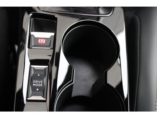 Peugeot e-2008 EV Allure 54 kWh | Automaat | Navigatie | Camera | Fase 3 laden | Nieuw model | Apple carplay | ActivLease financial lease