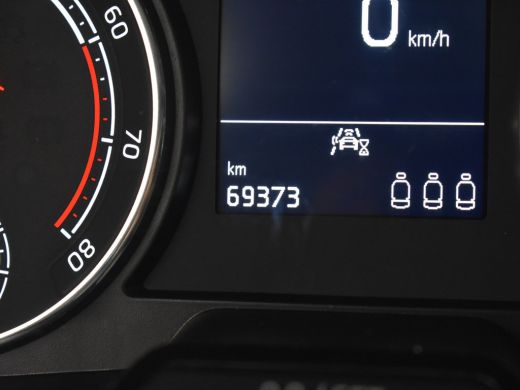 Skoda Kamiq 1.0 TSI Ambition 111pk DSG/AUTO | Cruise control | Privacy glass | Airco | Led koplampen | 16"LMV ActivLease financial lease