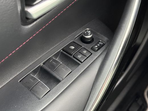 Toyota Corolla 2.0 Hybrid Executive **NAVIGATIE/ HEAD UP DISPLAY/ DODEHOEK DETECTIE/ 36 MAANDEN GARANTIE** ActivLease financial lease