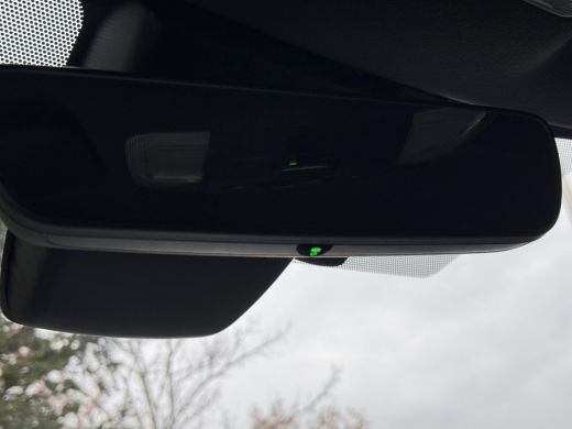 Toyota Corolla 2.0 Hybrid Executive **NAVIGATIE/ HEAD UP DISPLAY/ DODEHOEK DETECTIE/ 36 MAANDEN GARANTIE** ActivLease financial lease