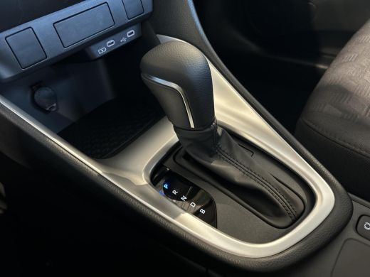 Toyota Yaris 1.5 Hybrid 115 Comfort ActivLease financial lease