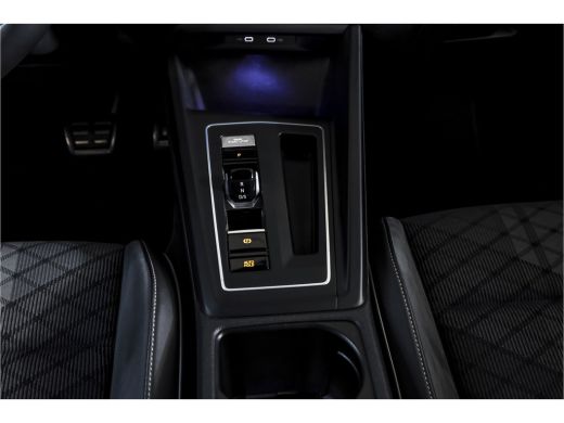 Volkswagen Golf Variant Variant 1.5 eTSI 150 PK R-Line - Automaat | S/K- Panodak | Dig. Cockpit | Adapt. Cruise | PDC | C... ActivLease financial lease