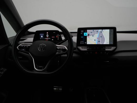 Volkswagen ID.3 First Plus 58 kWh 204pk Navigatie Camera Stoel/Stuurverwarming Carplay Pdc 2 Gereserveerd VDU lea... ActivLease financial lease