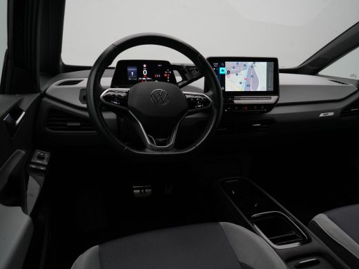 Volkswagen ID.3 First Plus 58 kWh 204pk Navigatie Camera Stoel/Stuurverwarming Carplay Pdc 2 Gereserveerd VDU lea... ActivLease financial lease