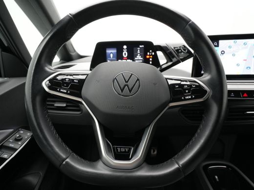 Volkswagen ID.3 First Plus 58 kWh 204pk Navigatie Camera Stoel/Stuurverwarming Carplay Pdc 2 Gereserveerd VDU lea... ActivLease financial lease