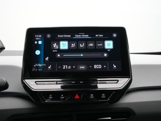 Volkswagen ID.3 First Plus 58 kWh 204pk Navigatie Camera Stoel/Stuurverwarming Carplay Pdc 2 Gereserveerd VDU lea... ActivLease financial lease