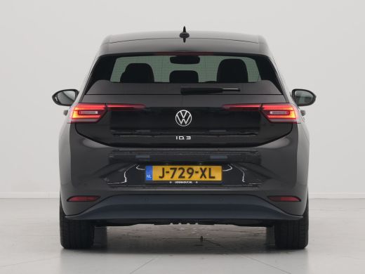 Volkswagen ID.3 First Plus 58 kWh 204pk Navigatie Camera Stoel/Stuurverwarming Carplay Pdc 2 Gereserveerd VDU lea... ActivLease financial lease